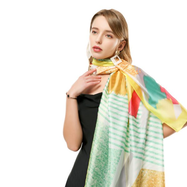 Line Color Block 20013 Model Yellow 2 scaled Line Color Block 20013 SCARF.COM
