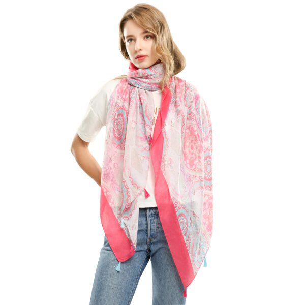 Palace Flower Hanging Beard S 20016 Modle Detal Red 1 Luxe Bohemian Elegance: Vivienne Westwood Scarf in Opulent Gold Hues SCARF.COM