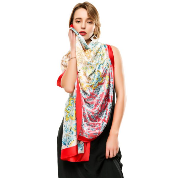 Small Floral S 20048 Model Red scaled Small Floral S-20048-[670][60][140][140][57][160] SCARF.COM