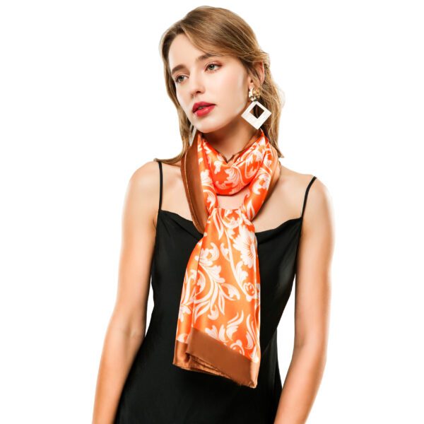 Totem Flower S-20045 Model Orange scarf