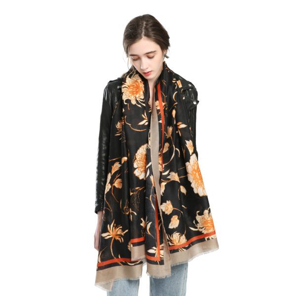 Blooming AW 20002 Model Black scaled Blooming - Stain - AW-20002-[1020][70][900][750][720][710] SCARF.COM