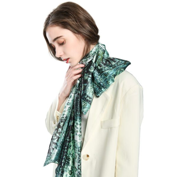 Exotic S 21016 Model Green scaled Exotic S-21016-[0][820][1220][100][670] SCARF.COM