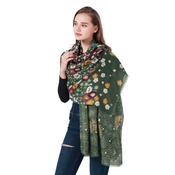Flying All Over The Sky Add Gold AW 21006 Model Green scaled Flying All Over The Sky Add Gold - Stain - AW-21006-[1110][660][540][30][420][450] SCARF.COM