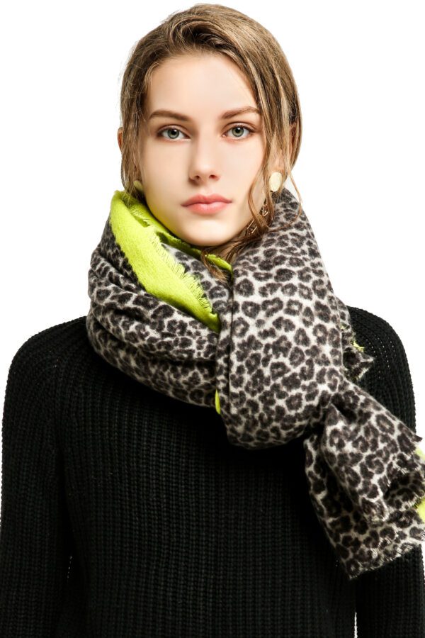 Leopard AW 19021 Model Green 2 scaled