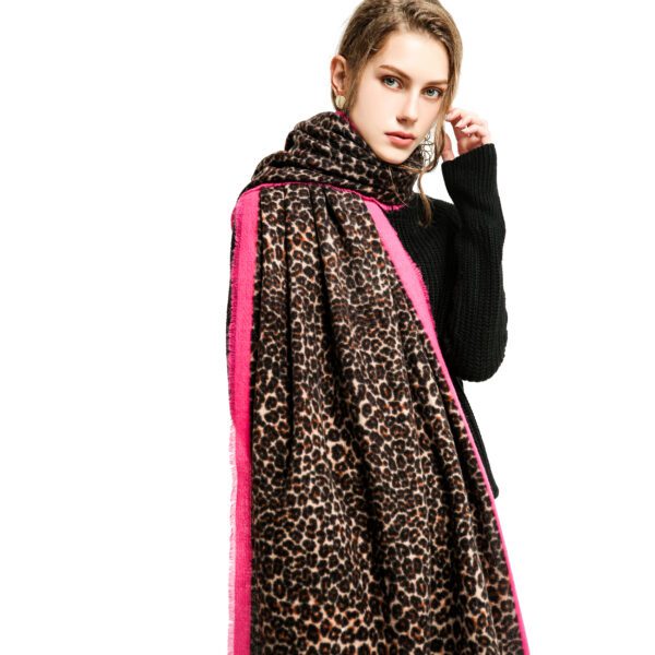 Leopard AW 19021 Model Pink 2 scaled