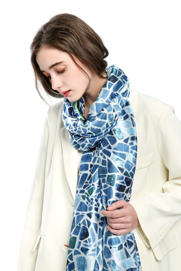 Patchwork S 21005 Blue scaled Patchwork S-21005-[570][370][1330][770][0][580] SCARF.COM