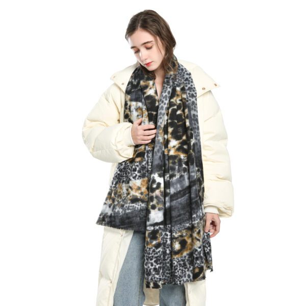 Stitching Leopard AW 20014 Moedl Black scaled Stitching Leopard - Cashmere Feel Scarves - AW-20014 SCARF.COM