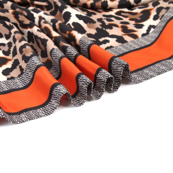 AW 22040 Detail 02 Side Stripes Leopard Print scaled Side Stripes Leopard Print AW-22040 SCARF.COM