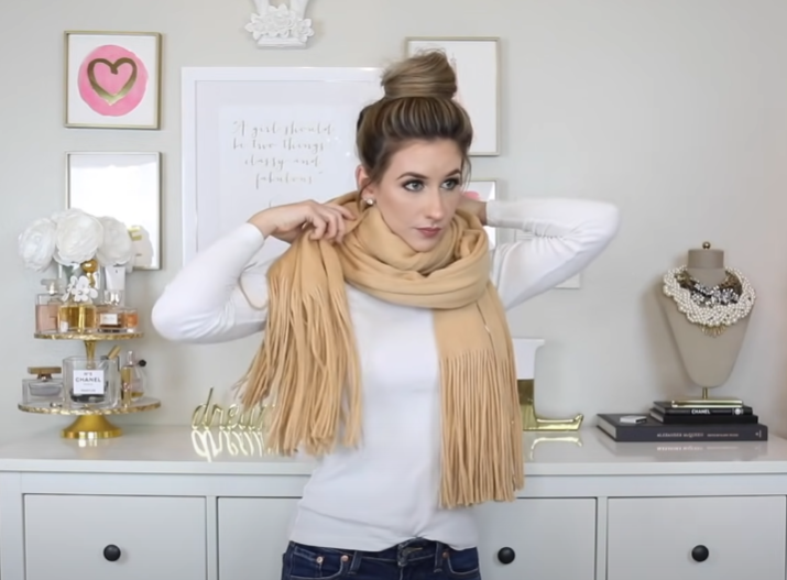 how to wear a big square scarf