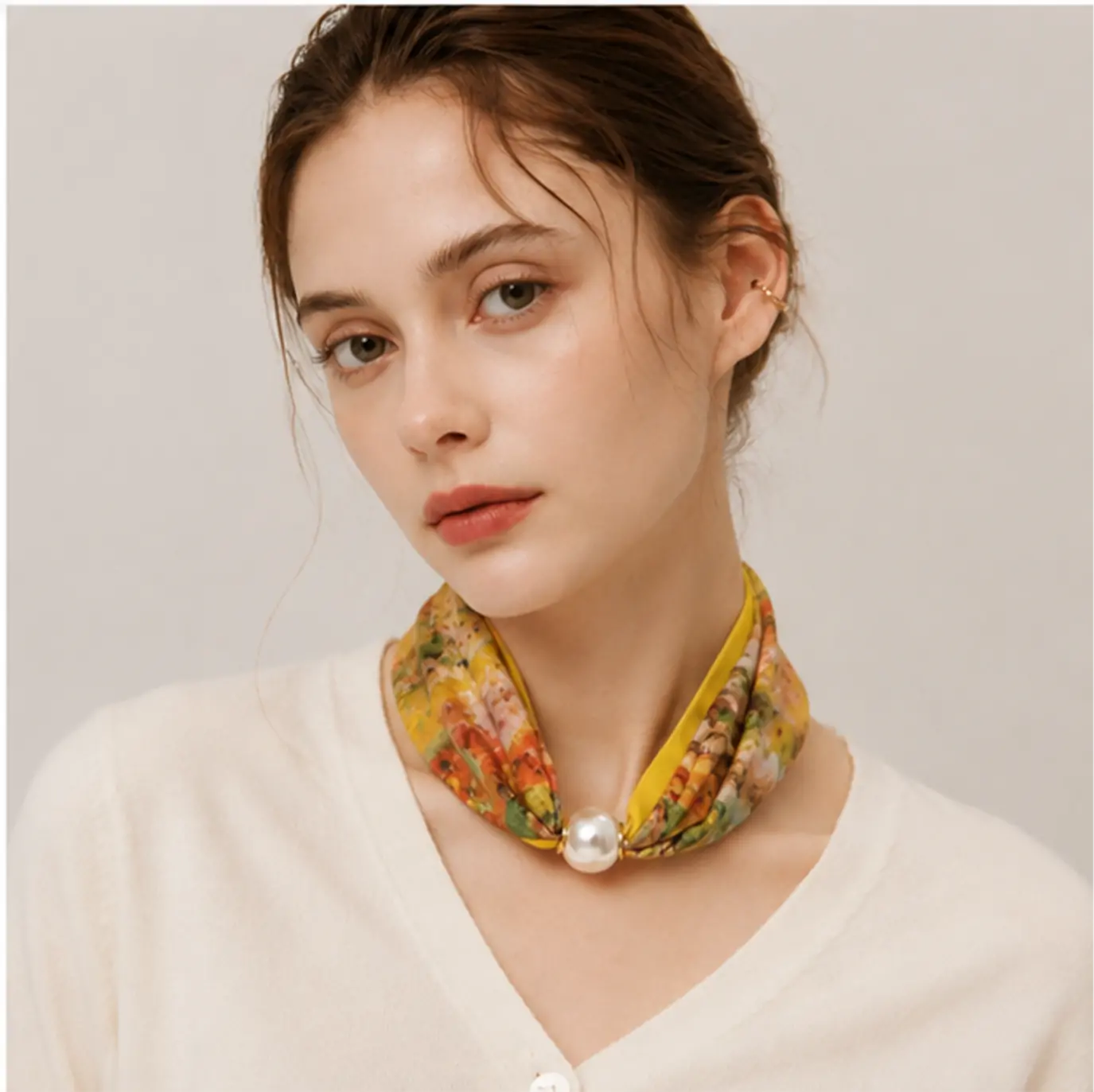 Premium Abstract Oil Painting Floral Pearl Magnet Scarf 1 Premium Abstract Oil Painting Floral Pearl Magnet Scarf